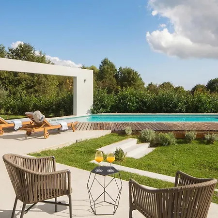 Leccino Villa