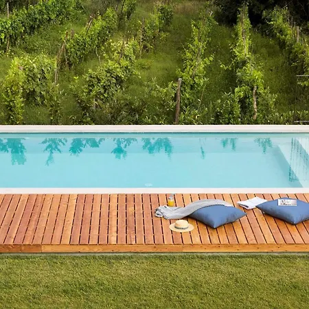 Leccino Villa *